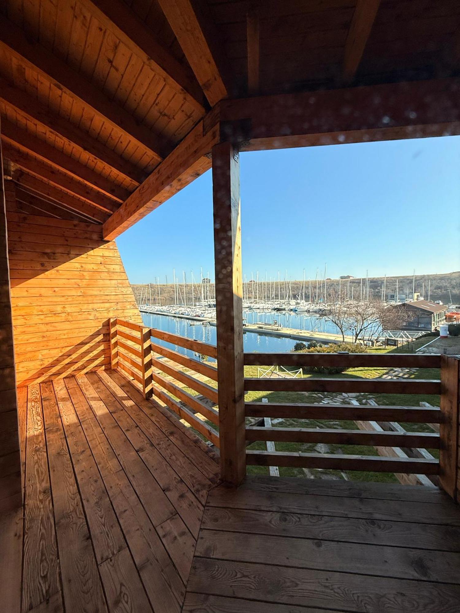 Lifeharbour Limanu 호텔 외부 사진